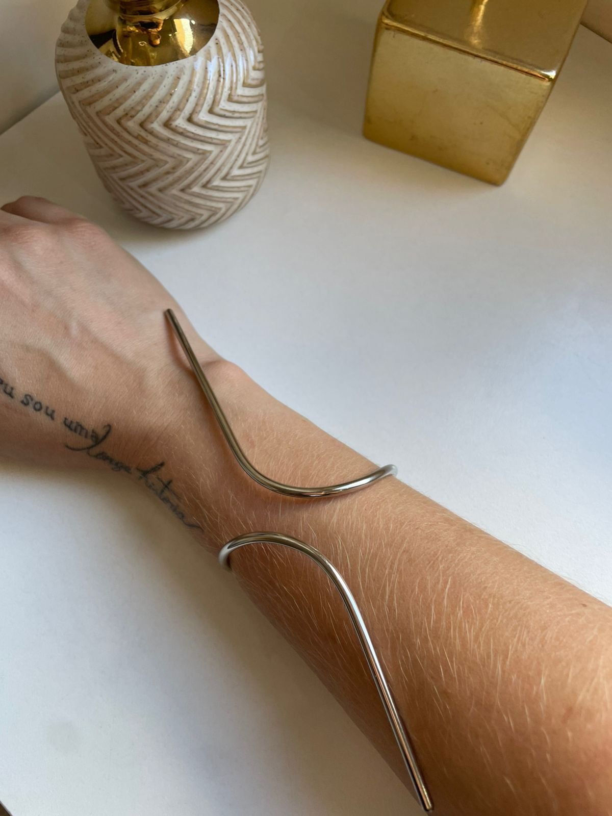 Bracelete Ajustável Fio Folhado Prata - Imagem 2